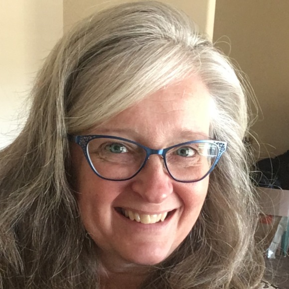 Meet your Posher, Catherine - Picture 1 of 1